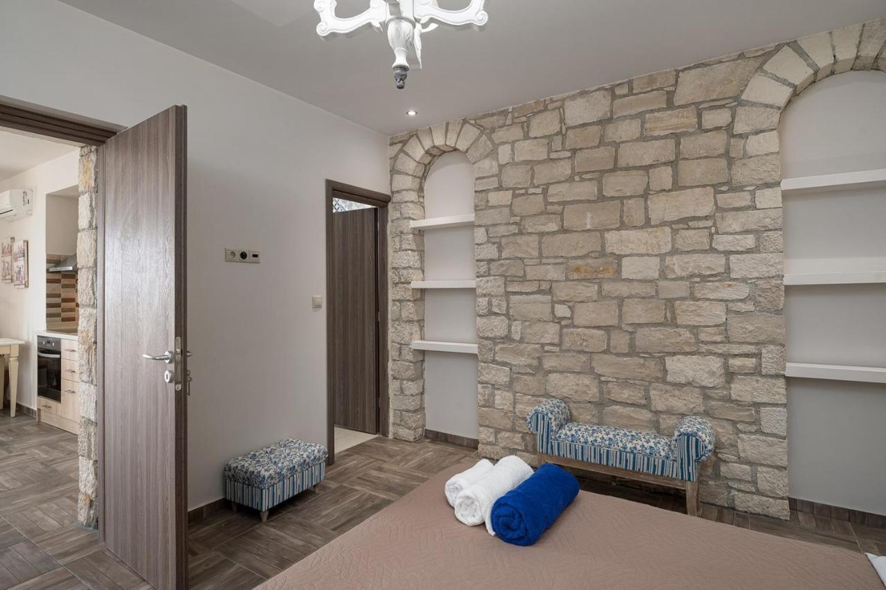 Orelia Cretan Villas Kamilari Exterior photo